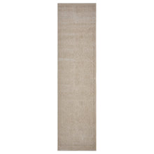 Load image into Gallery viewer, Noble 775 Natural Runner