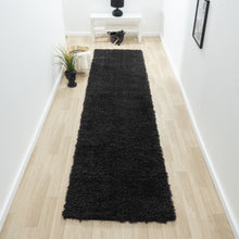 Load image into Gallery viewer, Fleecy Ebony Runner
