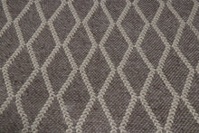 Load image into Gallery viewer, Lattice Hand-Woven Wool Beige Rug