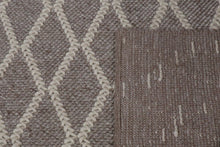 Load image into Gallery viewer, Lattice Hand-Woven Wool Beige Rug