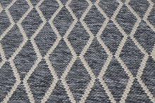 Load image into Gallery viewer, Lattice Hand-Woven Wool Grey Rug