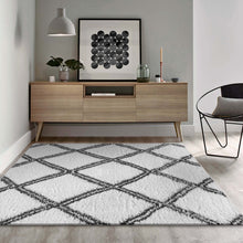 Load image into Gallery viewer, Moroccan Plushy Cream Rug