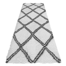 Load image into Gallery viewer, Moroccan Plushy Cream Runner