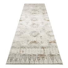 Load image into Gallery viewer, Transitional Classic Design Sand Runner