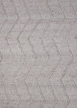 Load image into Gallery viewer, Elegant Zig Zag Pattern Hand-Woven Wool Beige Rug