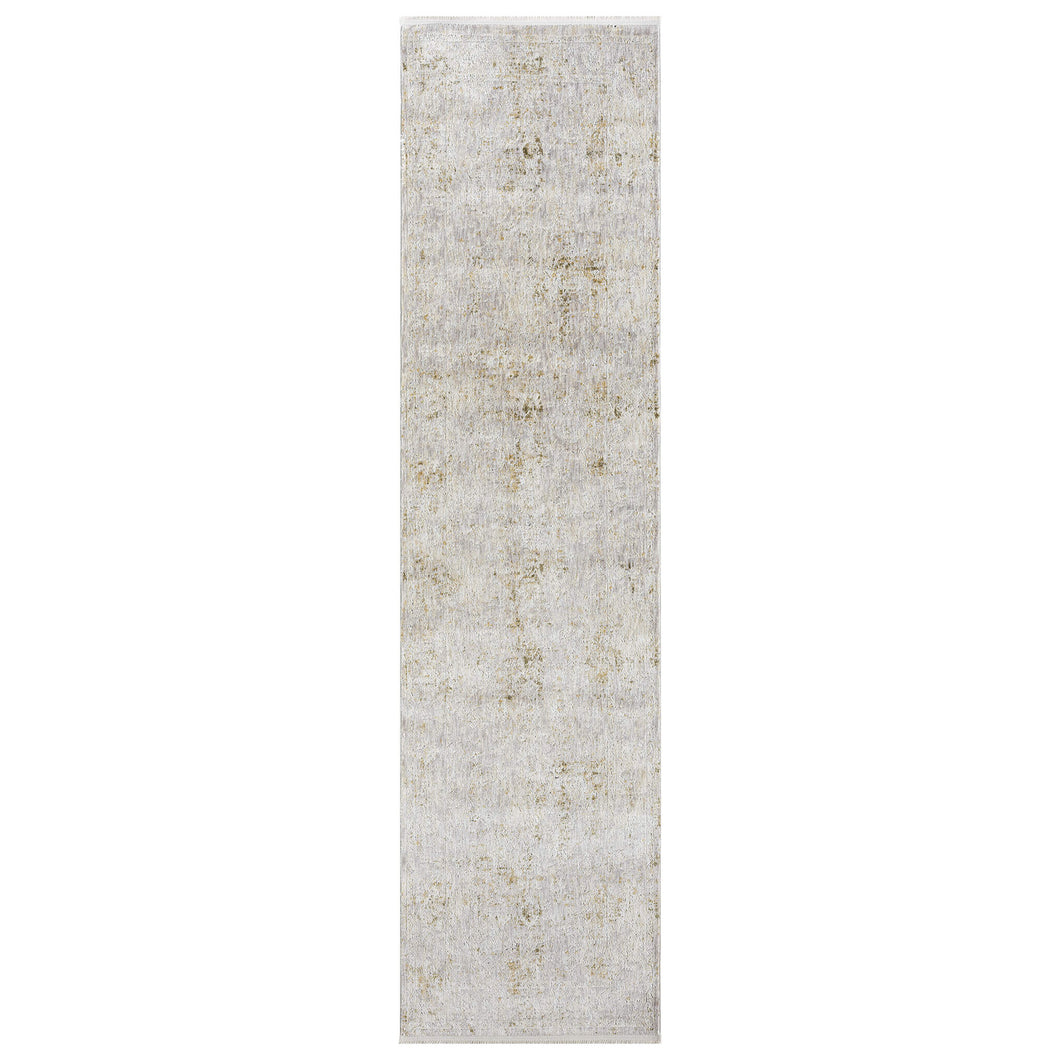 Adelia Pearl Runner