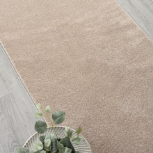 Load image into Gallery viewer, Europa 1000 Beige Runner
