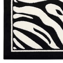 Load image into Gallery viewer, Animal Prints Black Runner

