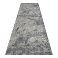 Load image into Gallery viewer, Artistic Transitional Grey Runner
