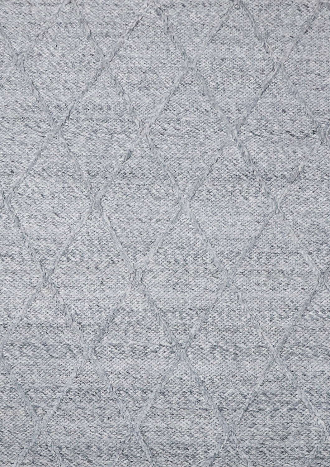 Natural Braided Hand-Woven Wool Spotted Grey Rug