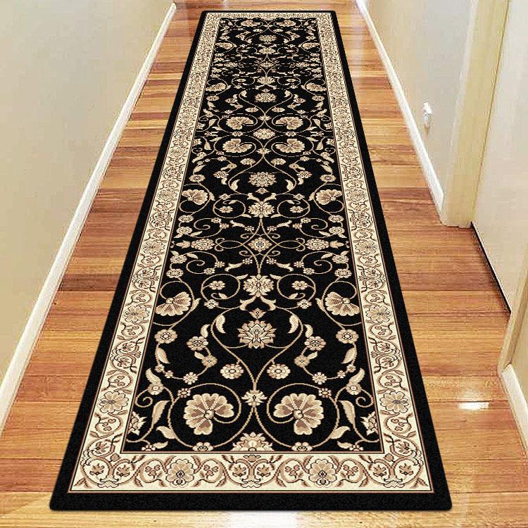 Golden Boarder Traditional Design Black Runner