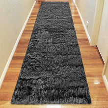 Load image into Gallery viewer, Casuals Plain Design Shaggy Dark Grey Runner
