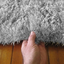 Load image into Gallery viewer, Casuals Plain Design Shaggy Light Grey Rug
