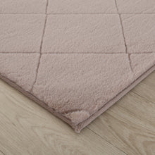 Load image into Gallery viewer, Plushy Diamond Pattern Shag Beige Rug
