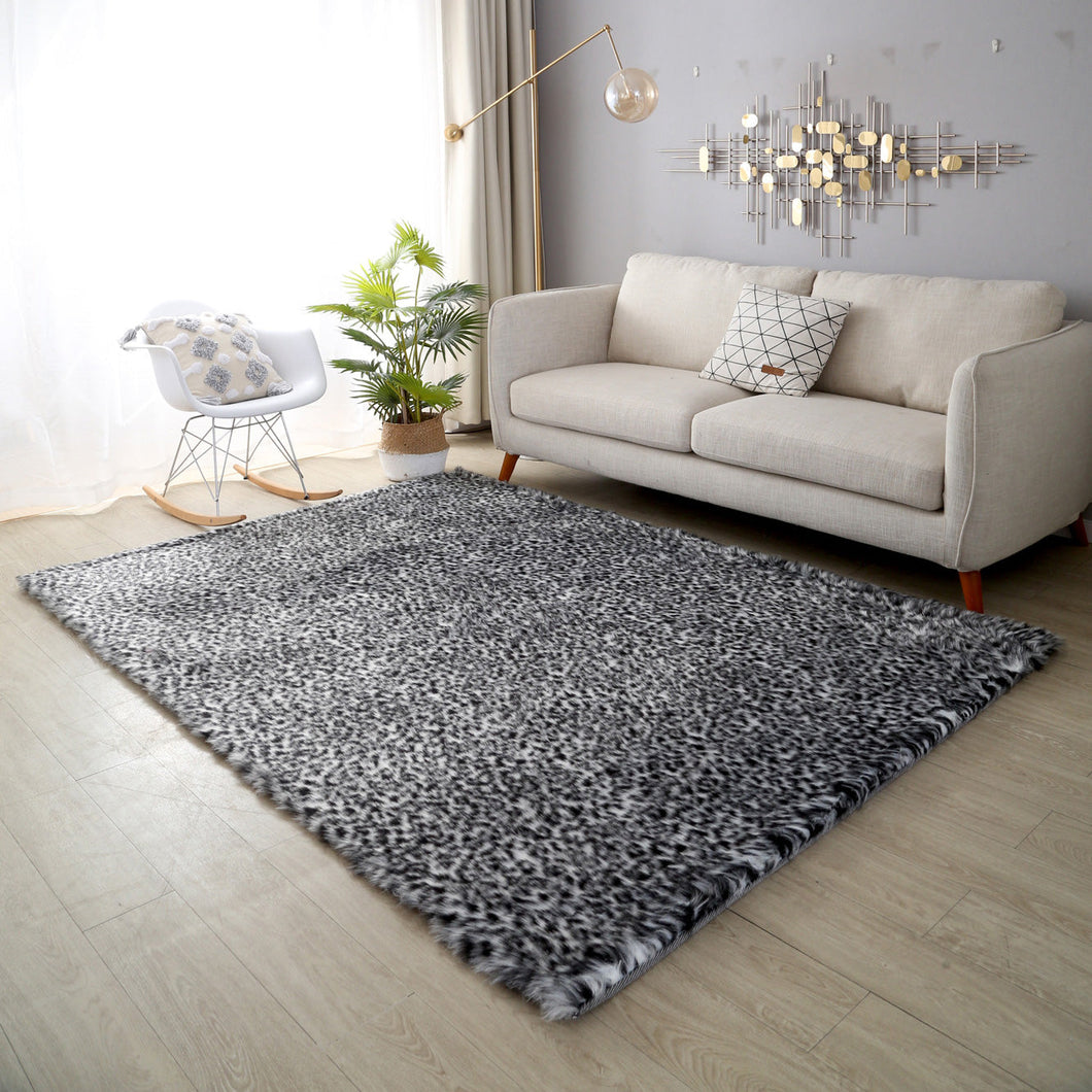 Plushy Shag Leopard Rug